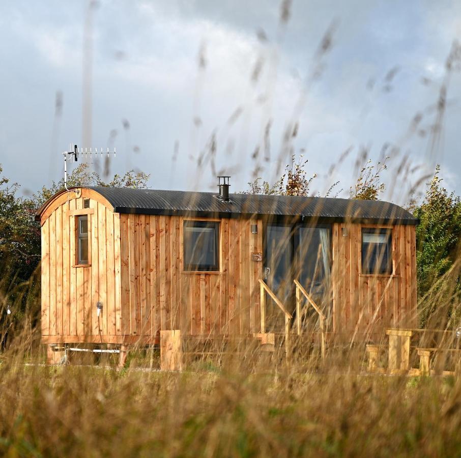 Luxury Shepherd Hut In The Peak District Bakewell Exterior foto