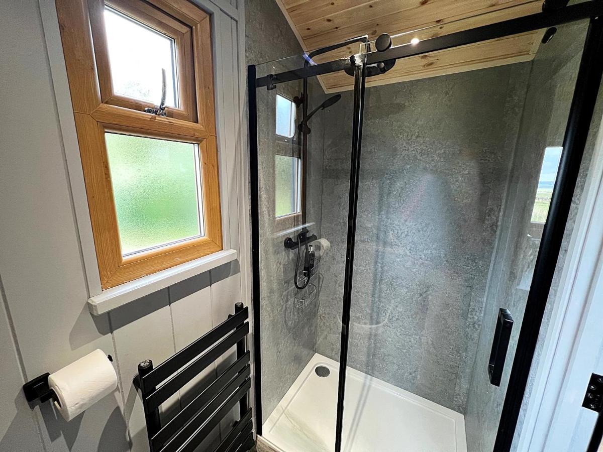 Luxury Shepherd Hut In The Peak District Bakewell Exterior foto